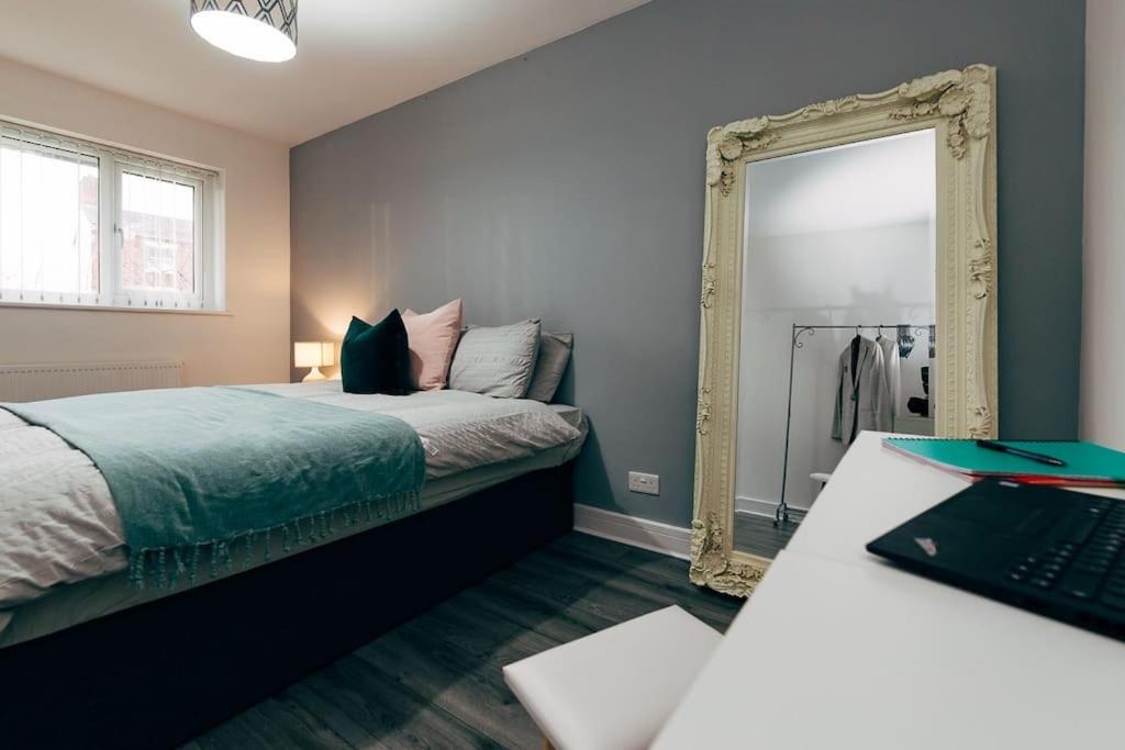 Park & Relax In 1bd * Liverpool