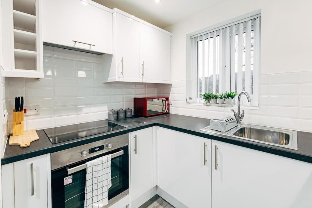 Park & Relax In 1bd Apartment Liverpool