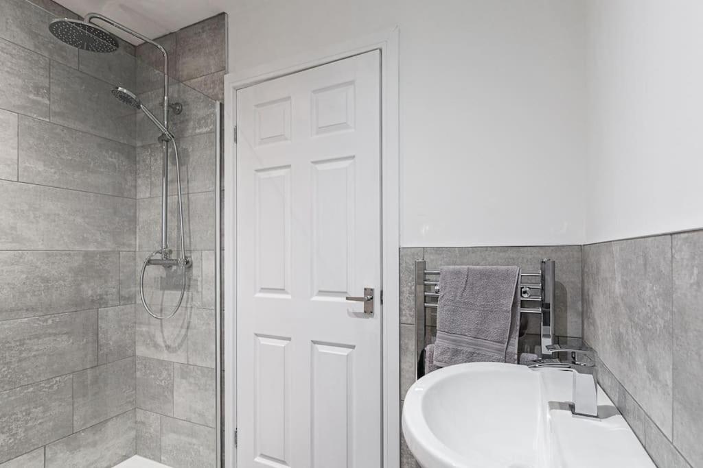 Park & Relax In 1bd * Liverpool